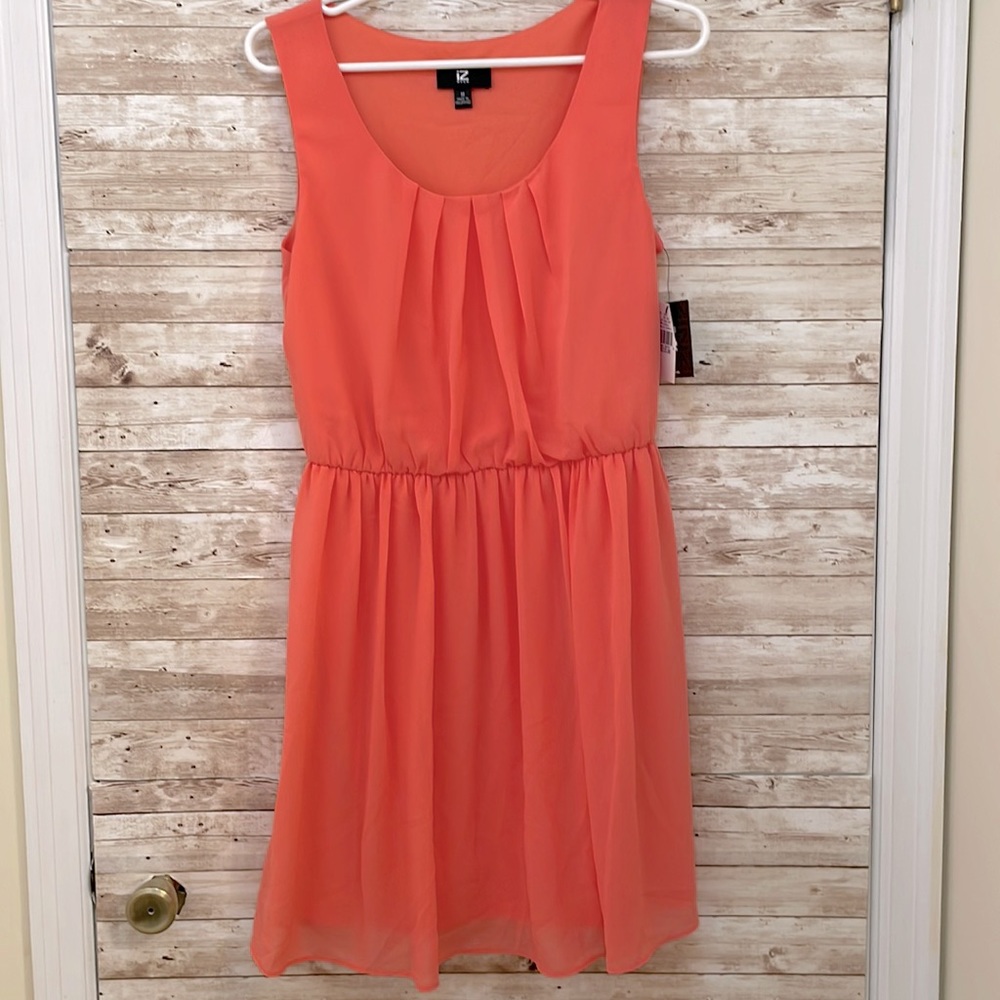 Women’s coral sleeveless dress Size M